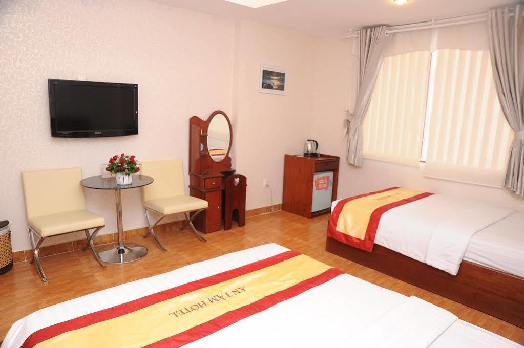 Mays Hotel- Ben Thanh Ho Chi Minh City Bagian luar foto